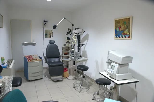 Equipamiento diagnóstico oftalmológico de Megavisión